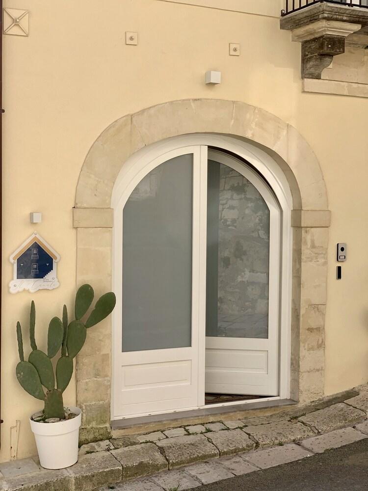Il Canale Design House Ragusa Esterno foto